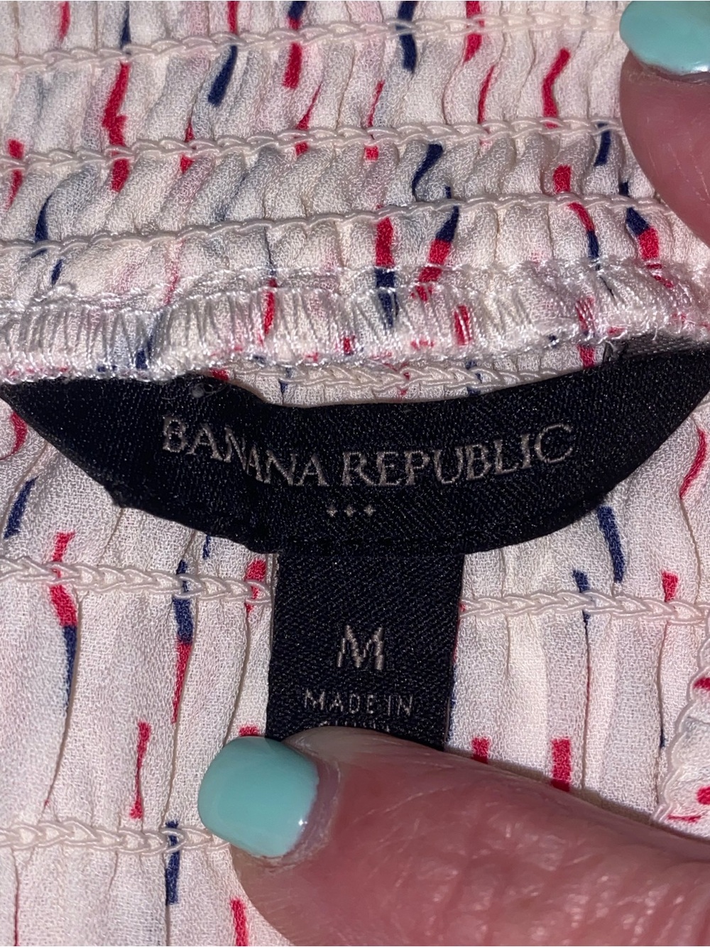 Banana Republic Cream Sleeveless Top with Red & Navy Dash Print - Picture 5 of 8